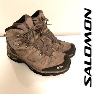 Gore-Tex Waterproof Hiking Boots size 11